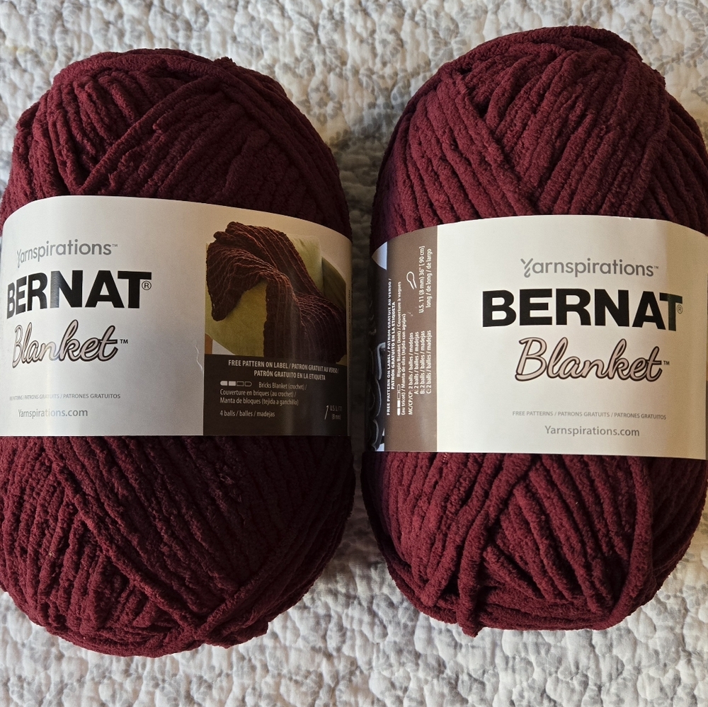 Bernat Blanket Yarn 10.5 PURPLE PLUM (2 Skeins)
